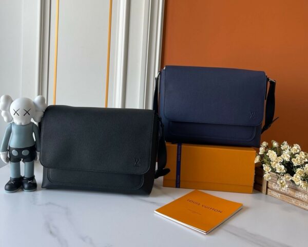 Chic Charm LV Handbag M15268-M15267
