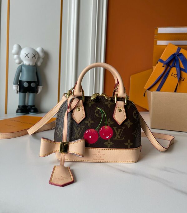 Chic Charm LV Handbag M13416-M53152