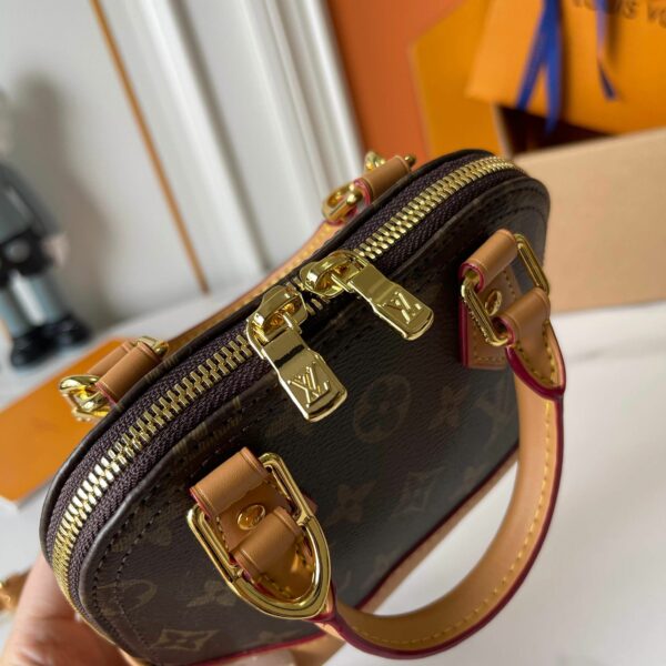 Chic Charm LV Handbag M13416-M53152