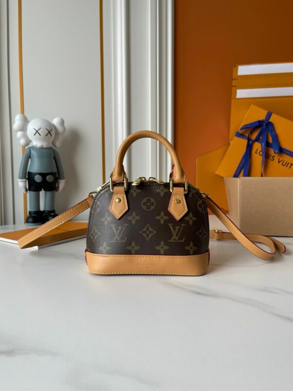Chic Charm LV Handbag M13416-M53152