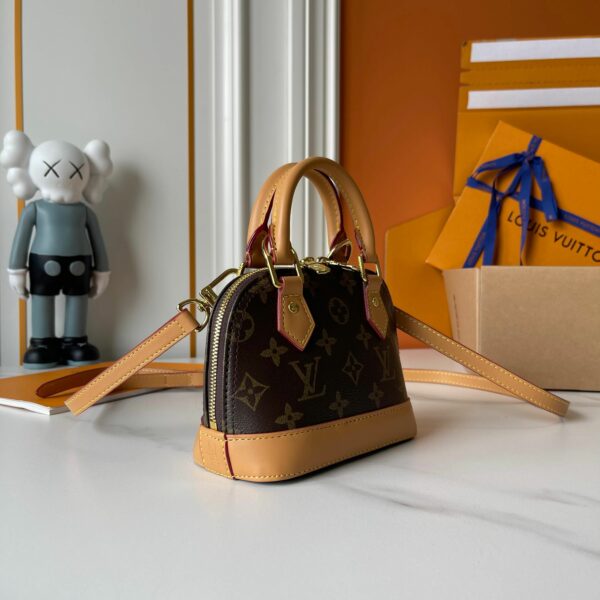 Chic Charm LV Handbag M13416-M53152