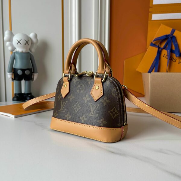 Chic Charm LV Handbag M13416-M53152