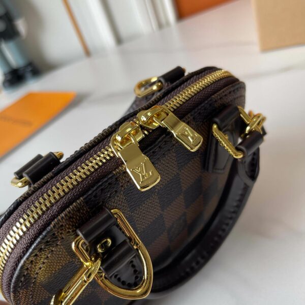 Chic Charm LV Handbag M13416-M53152