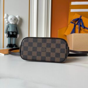 Luxury LV Handbag M13416-M53152 32 b1201931 result