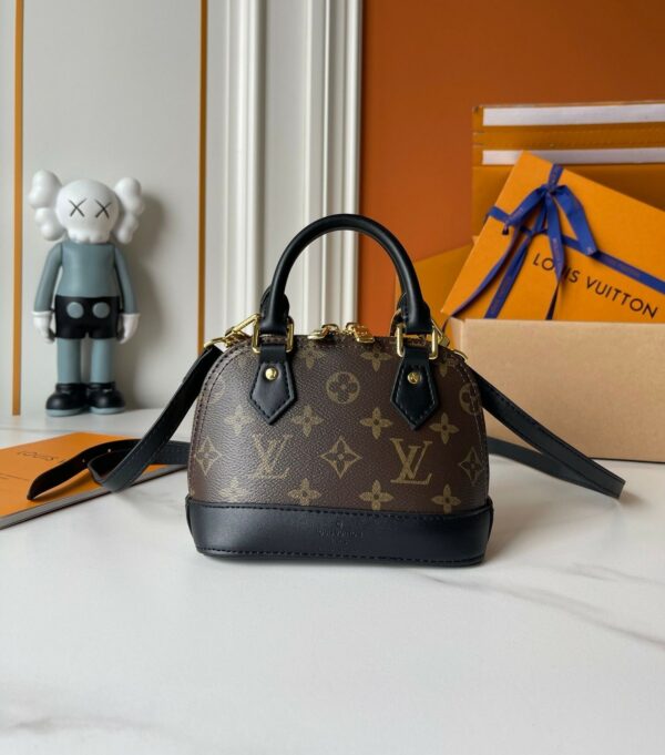 Chic Charm LV Handbag M13416-M53152