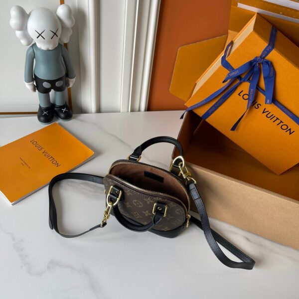 Chic Charm LV Handbag M13416-M53152