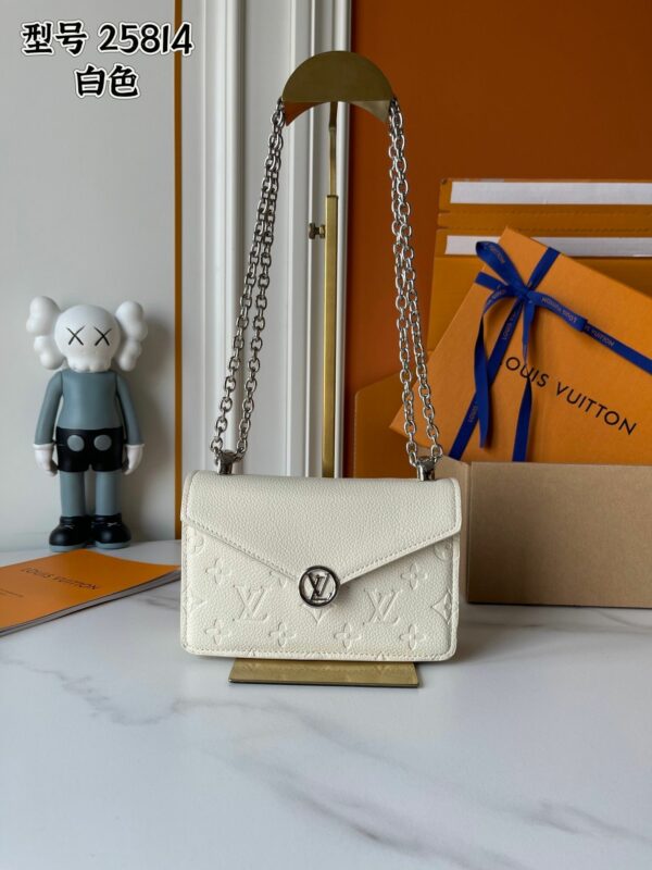 Chic Charm LV Handbag M13569-M13570-M25814 Chic Charm LV Handbag M13569-M13570-M25814