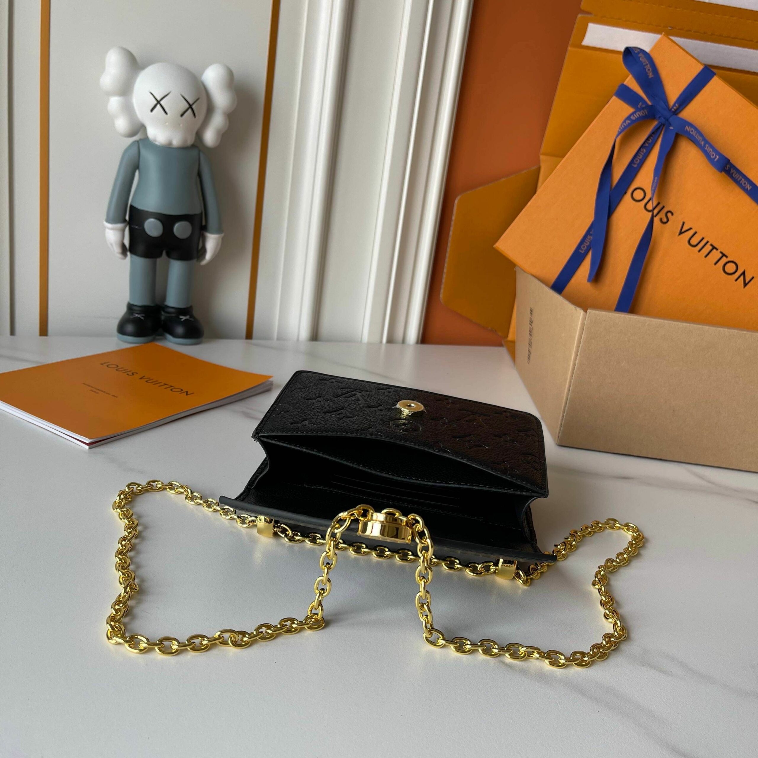 Luxury LV Handbag M13569-M13570-M25814 Luxury LV Handbag M13569-M13570-M25814