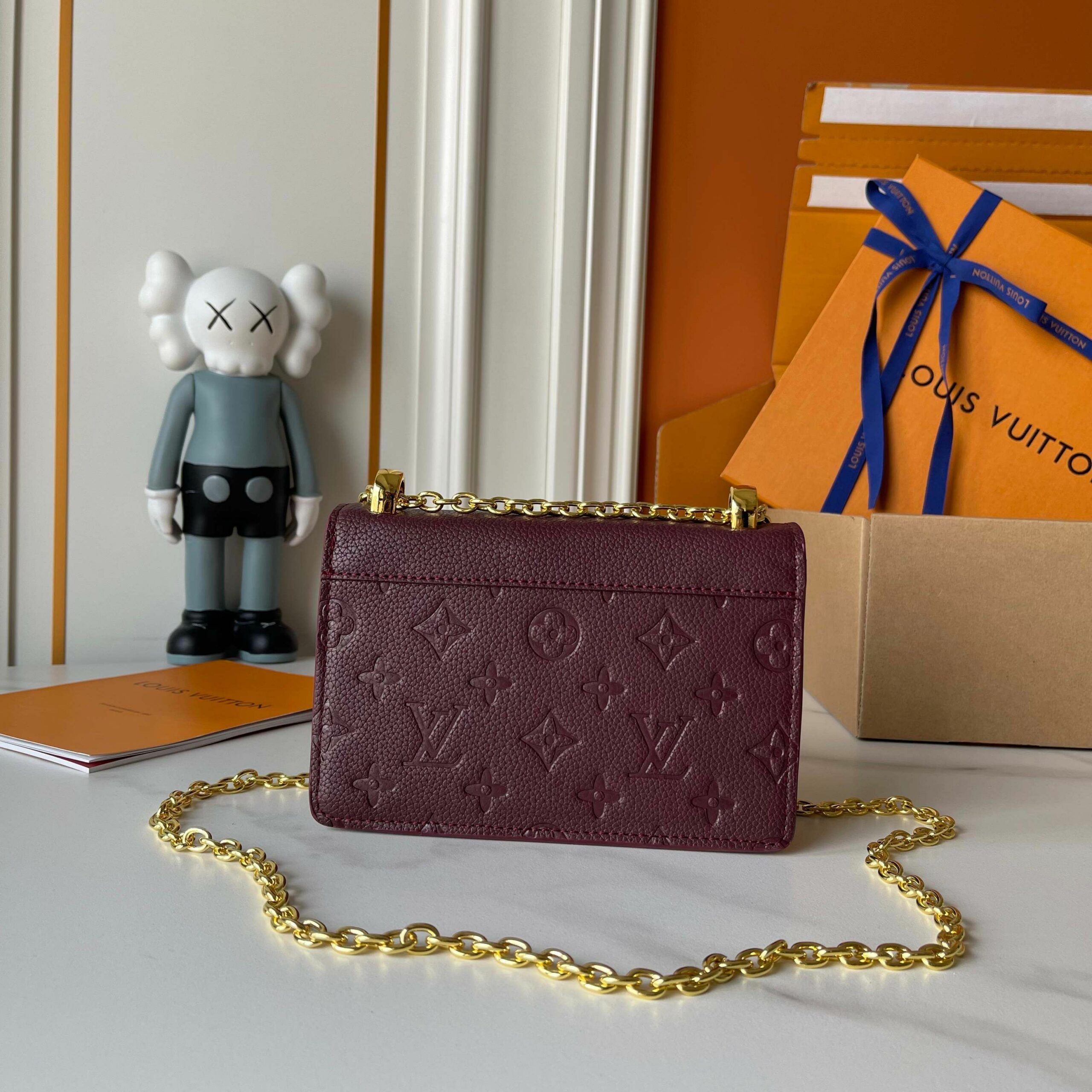 Luxury LV Handbag M13569-M13570-M25814 Luxury LV Handbag M13569-M13570-M25814