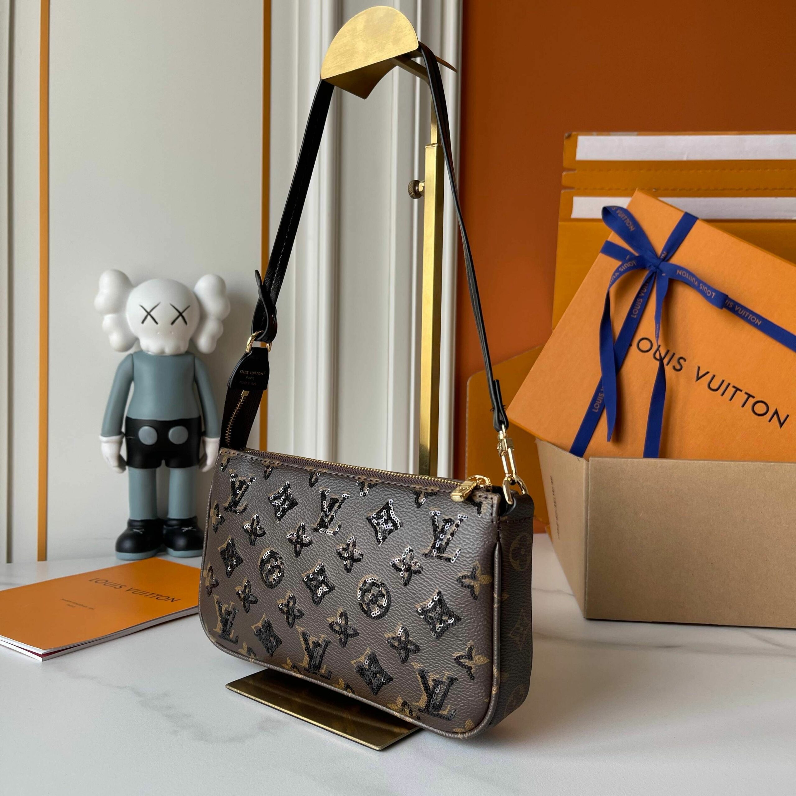 Luxury LV Handbag M26473-M51980 Luxury LV Handbag M26473-M51980