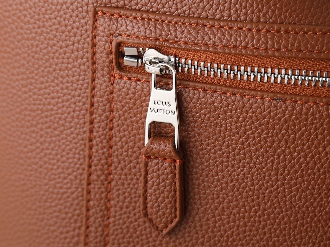 Luxury LV Handbag M15262-M26023 Luxury LV Handbag M15262-M26023