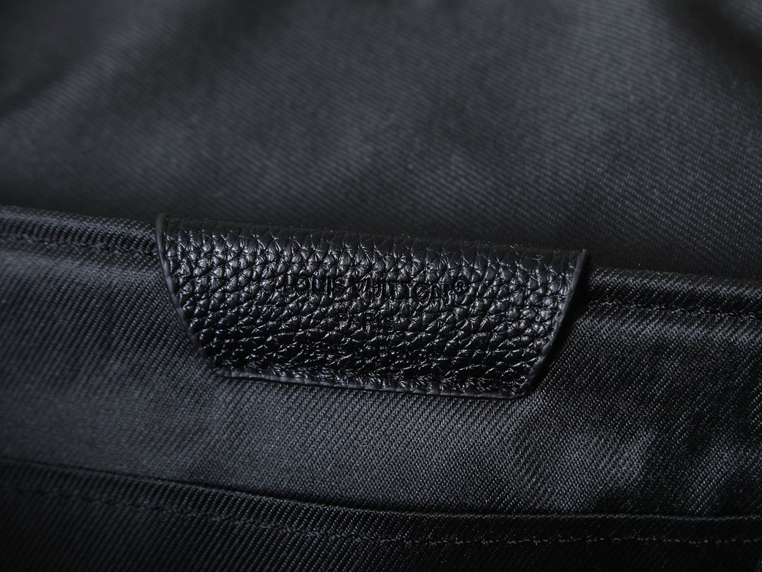 Luxury LV Handbag M15262-M26023 Luxury LV Handbag M15262-M26023