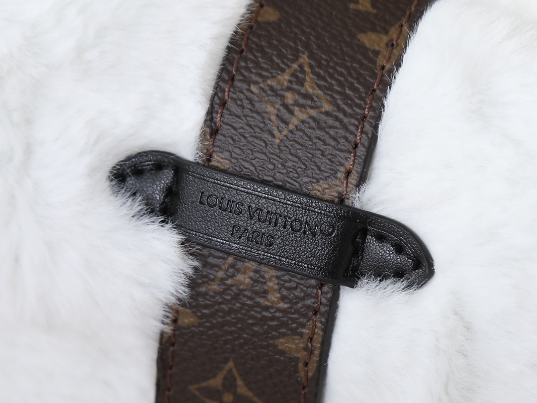 Luxury LV Handbag M26245-M26191 Luxury LV Handbag M26245-M26191