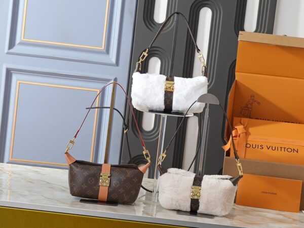 Chic Charm LV Handbag M26245-M26191 Chic Charm LV Handbag M26245-M26191