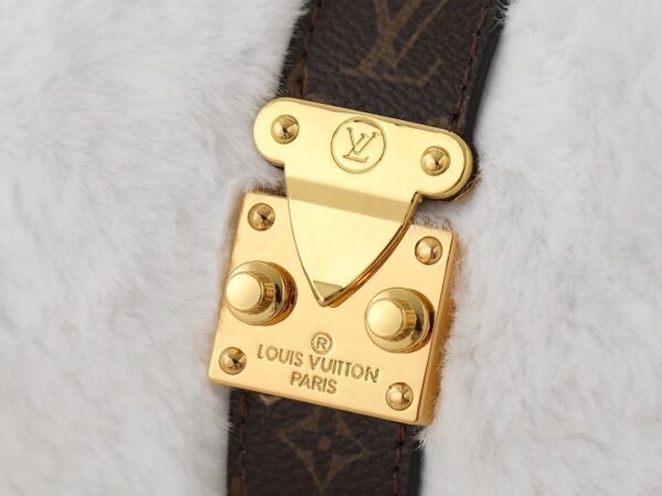 Chic Charm LV Handbag M26245-M26191 Chic Charm LV Handbag M26245-M26191
