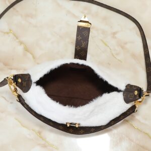 Luxury LV Handbag M26245-M26191 24 d98cf65e