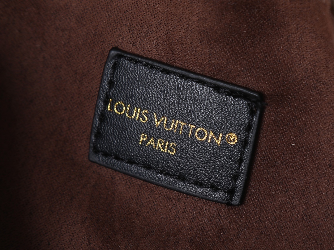 Luxury LV Handbag M26245-M26191 Luxury LV Handbag M26245-M26191