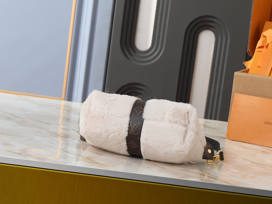 Luxury LV Handbag M26245-M26191 Luxury LV Handbag M26245-M26191