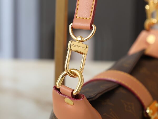 Chic Charm LV Handbag M26245-M26191 Chic Charm LV Handbag M26245-M26191