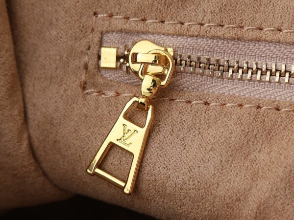 Chic Charm LV Handbag M45659-M46373-M44571