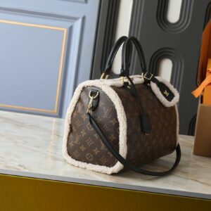 Luxury LV Handbag M26326-M40391 3 0350bf13 result