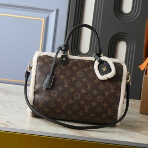 Luxury LV Handbag M26326-M40391 Luxury LV Handbag M26326-M40391