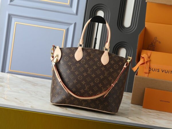 Chic Charm LV Handbag M26494