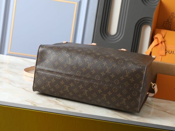 Chic Charm LV Handbag M15142-M44571