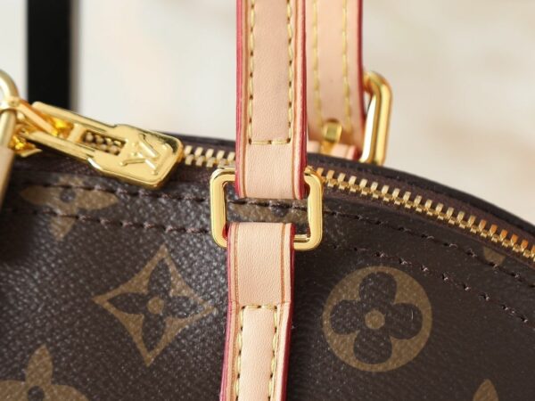 Chic Charm LV Handbag M13086