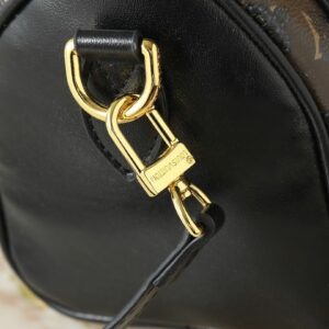 Luxury LV Handbag M26314-M46234 7 16927668 result