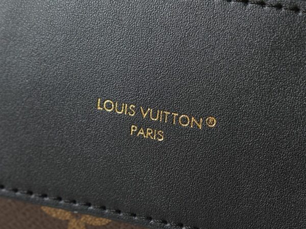 Chic Charm LV Handbag M26853
