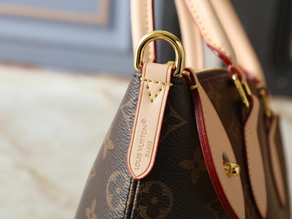 Chic Charm LV Handbag M26494-M26532 Chic Charm LV Handbag M26494-M26532
