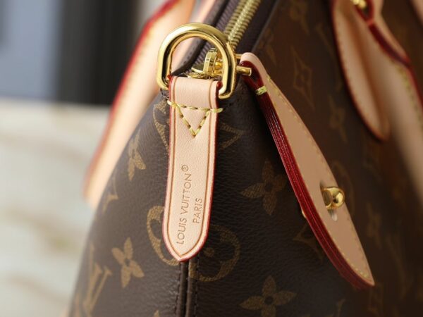 Chic Charm LV Handbag M26494-M26532 Chic Charm LV Handbag M26494-M26532