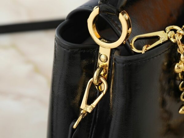 Chic Charm LV Handbag M25492-M25473 Chic Charm LV Handbag M25492-M25473