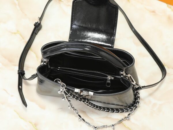 Chic Charm LV Handbag M25492-M25473-1 Chic Charm LV Handbag M25492-M25473-1