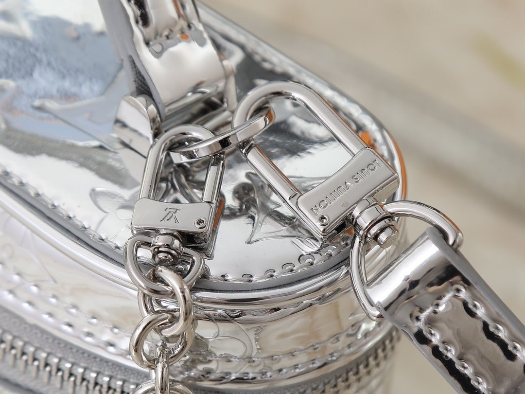 Luxury LV Handbag M26097-M47125 Luxury LV Handbag M26097-M47125