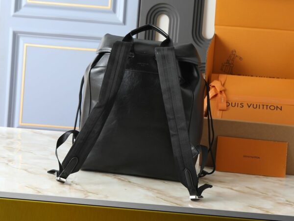 Chic Charm LV Handbag M13983