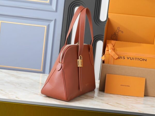 Chic Charm LV Handbag M26688-M26257