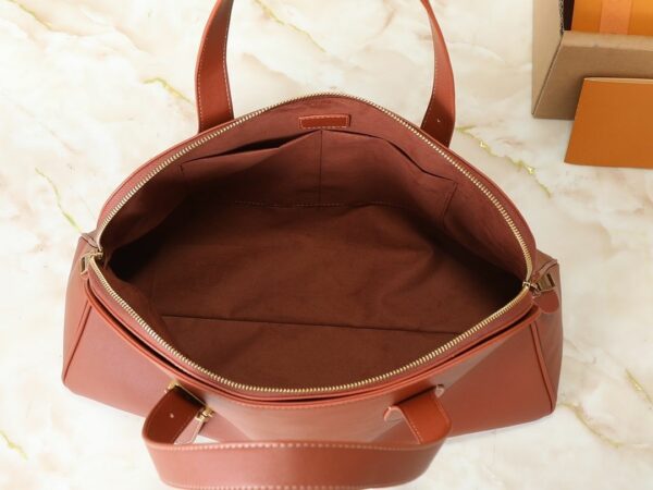 Chic Charm LV Handbag M26688-M26257