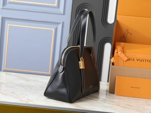 Chic Charm LV Handbag M26688-M26257