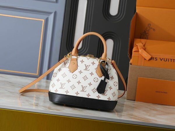 Chic Charm LV Handbag M46921-M53152 Chic Charm LV Handbag M46921-M53152