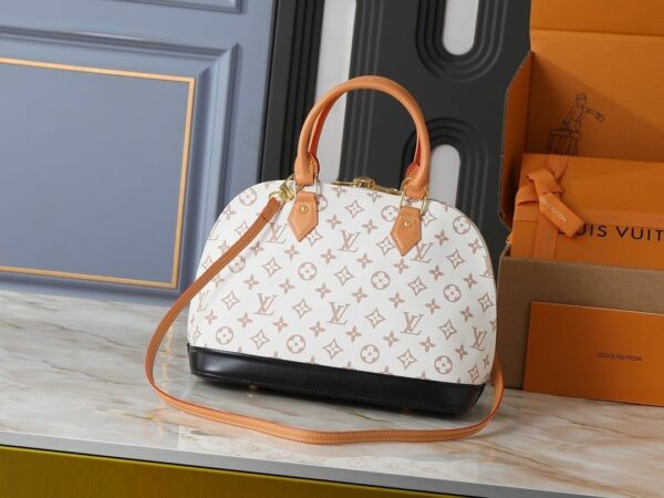 Chic Charm LV Handbag M46921-M53152 Chic Charm LV Handbag M46921-M53152