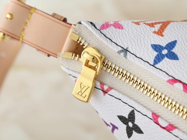 Chic Charm LV Handbag M27900
