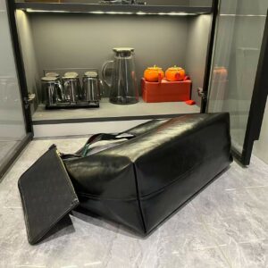 Luxury Gucci Handbag 853971.1