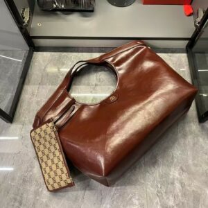 Luxury Gucci Handbag 853971.1 10 b90a6d26