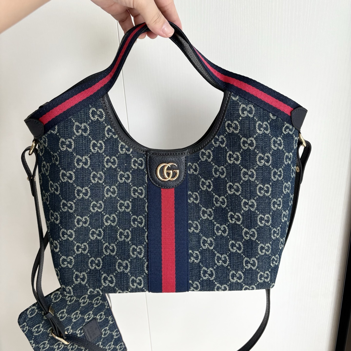 Luxury Gucci Handbag 860845 Luxury Gucci Handbag 860845