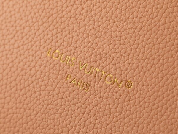 Chic Charm LV Handbag M27825-M28029