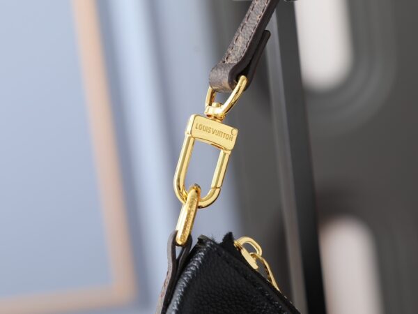 Chic Charm LV Handbag M27825-M28029