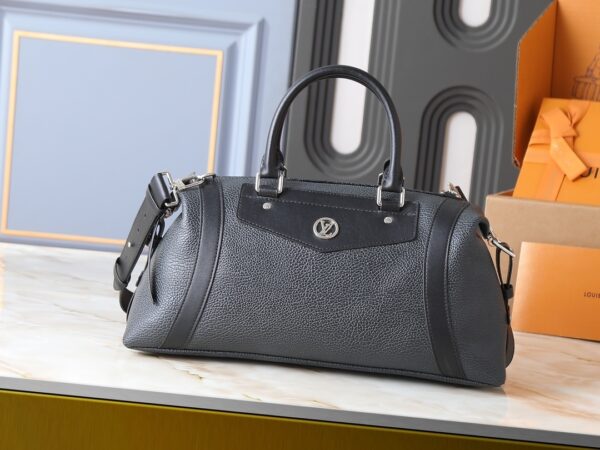 Chic Charm LV Handbag M14700-M26563-M14702-081 Chic Charm LV Handbag M14700-M26563-M14702-081