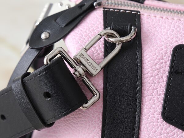 Chic Charm LV Handbag M14700-M26563-M14702-081 Chic Charm LV Handbag M14700-M26563-M14702-081